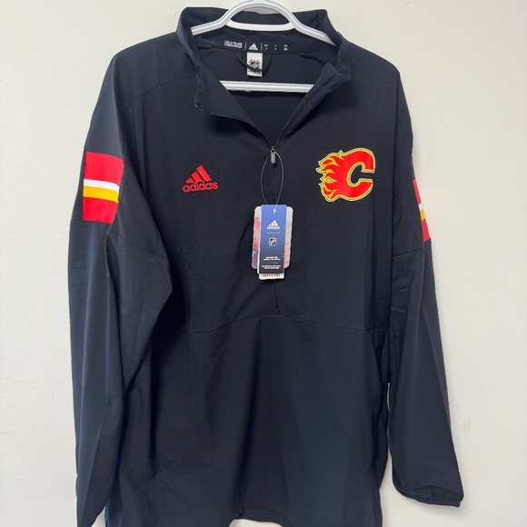 Calgary Flames adidas NHL climalite Quarter-Zip Pullover Jacket - Picture 1 of 2